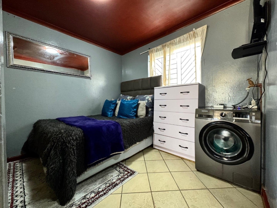 1 Bedroom Property for Sale in Brooklyn Western Cape